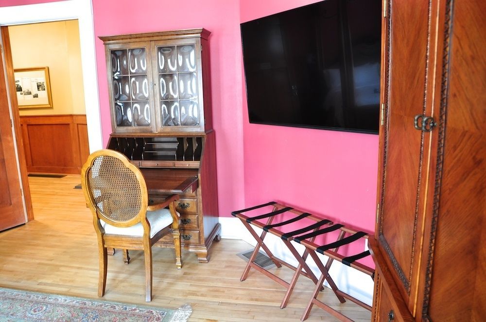Greenway House Bed And Breakfast กรีนเลก ภายนอก รูปภาพ
